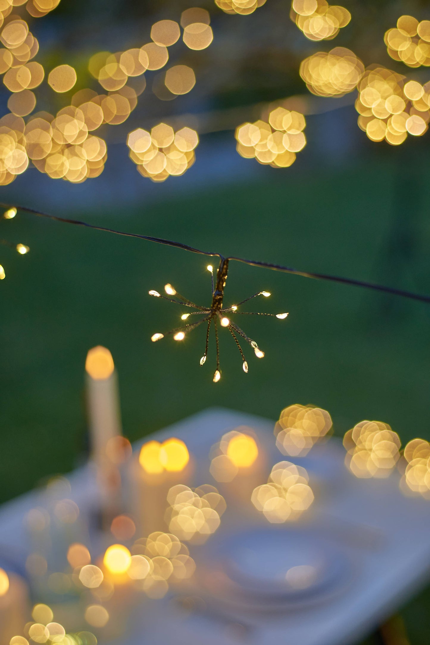 Solar Starburst Chain Light - Black