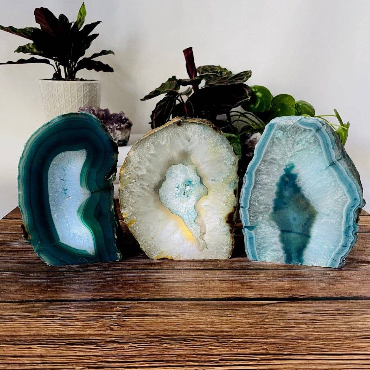Agate Geode Cut Base Crystal Lamp