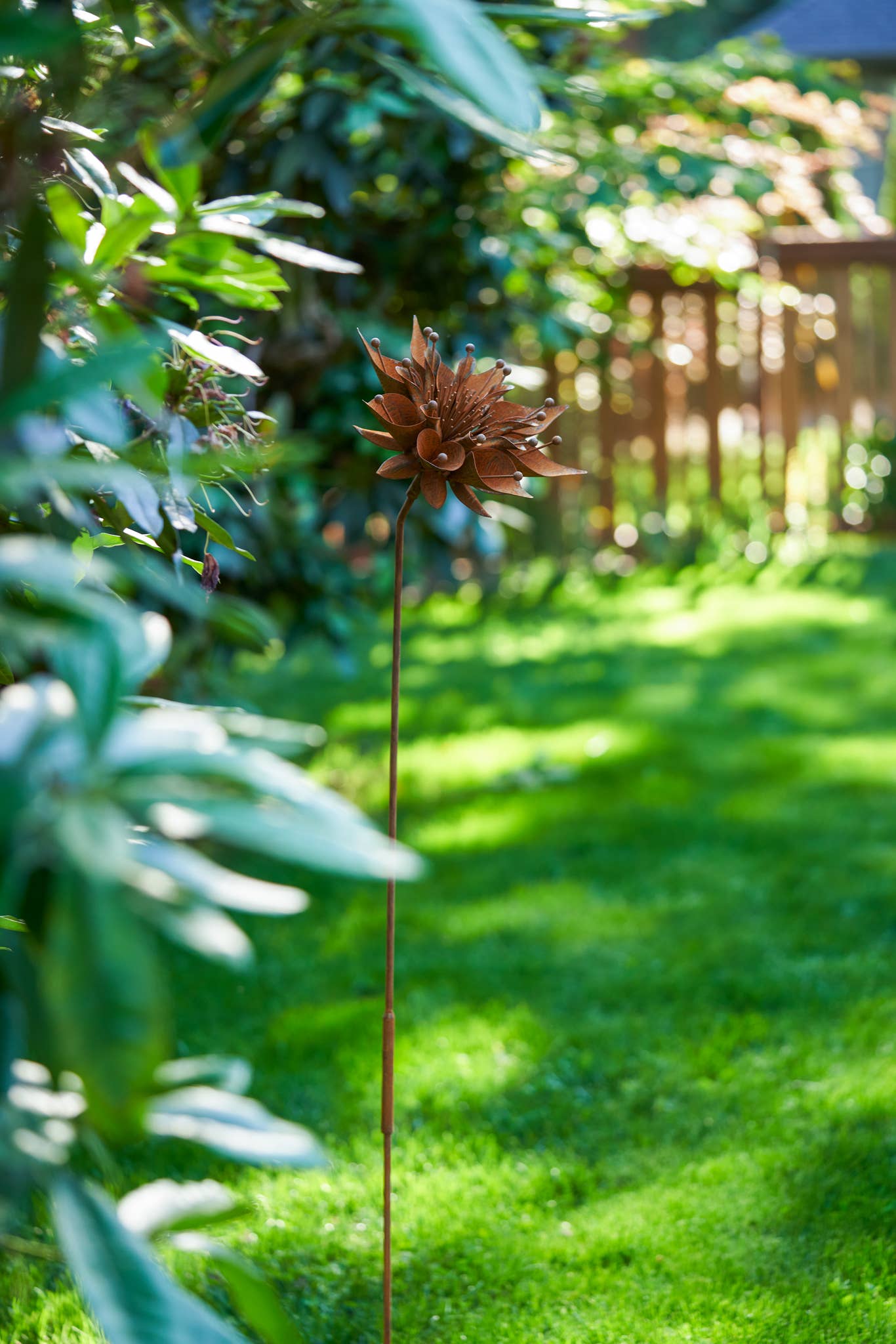 Ragna Flower Stake